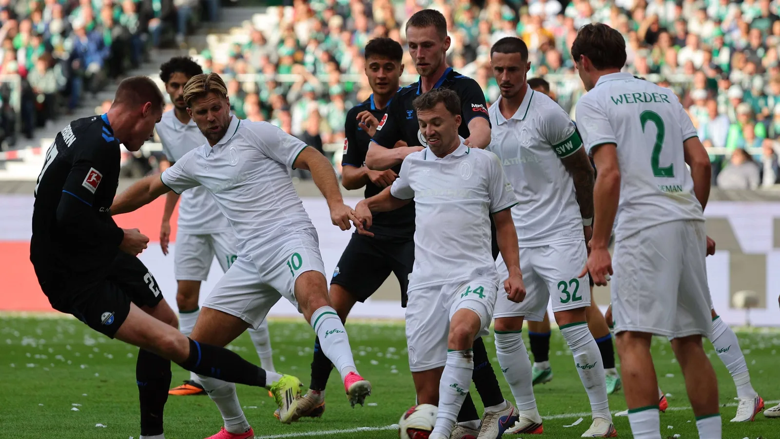 Werder Bremen v Paderborn. Photo: Kicker